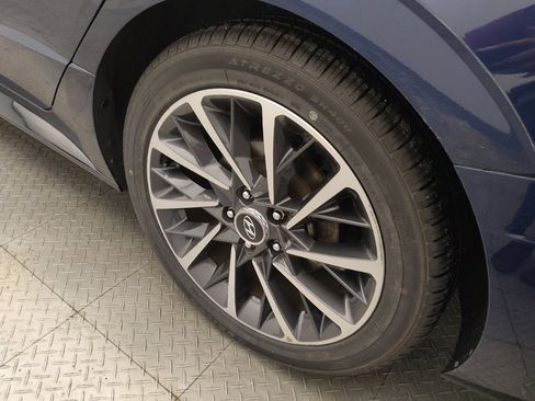 Used 2022 Hyundai Sonata Limited w/ Preferred Accessory Package FWD image 31