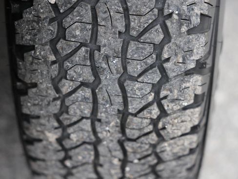 Used 2022 Jeep Cherokee Trailhawk w/ Sun, Sound & Nav Group image 35