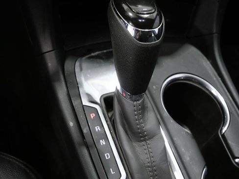 Used 2020 Chevrolet Equinox LT w/ Sport Edition FWD image 22