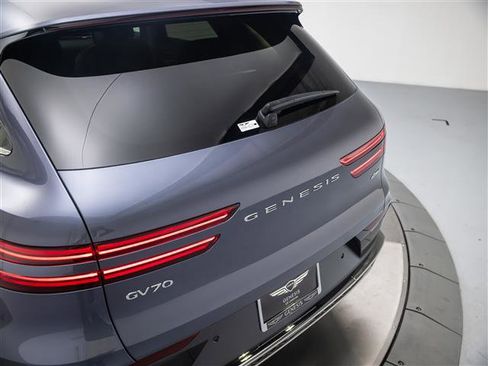 New 2026 Genesis GV70 2.5T Advanced AWD/4WD image 31