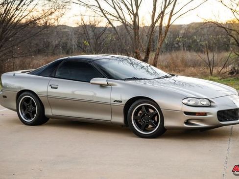 Used 2001 Chevrolet Camaro Z28 w/ Preferred Equipment Group 2 image 29