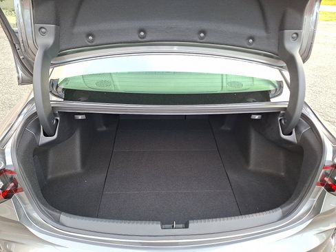 Certified 2025 Acura TLX w/ Technology Package image 30