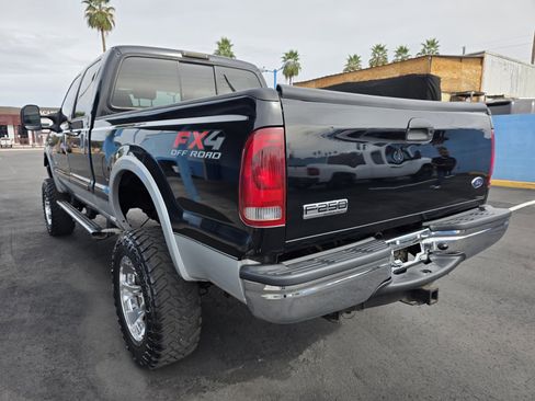 Used 2006 Ford F250 XL AWD/4WD image 5