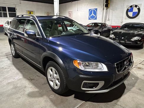 Used 2012 Volvo XC70 3.2 image 7