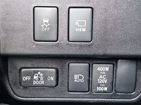 Used 2023 Toyota Tacoma TRD Sport w/ Advanced Technology Package AWD/4WD image 16