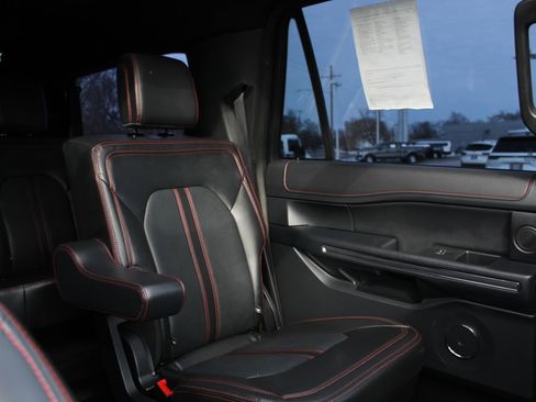 Used 2022 Ford Expedition Max Limited image 14