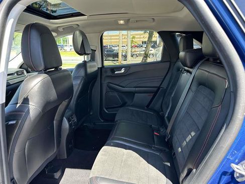 Used 2022 Ford Escape SEL w/ SEL Stealth AWD Package image 32