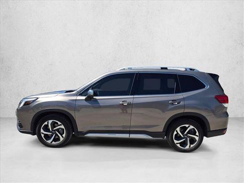 Used 2024 Subaru Forester Touring AWD/4WD image 8