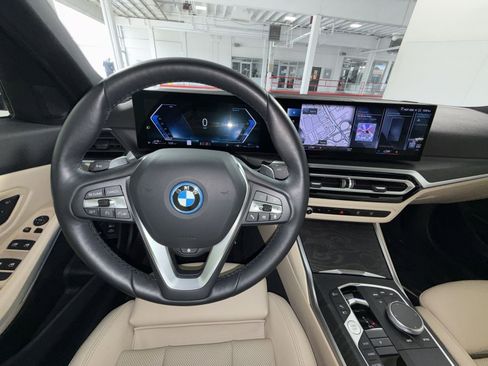 Used 2023 BMW 330e xDrive w/ Driving Assistance Package AWD/4WD image 16