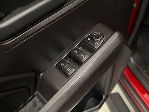Used 2025 Chevrolet Colorado Trail Boss AWD/4WD image 12