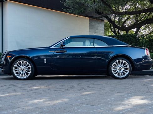 Certified 2020 Rolls-Royce Dawn RWD image 21