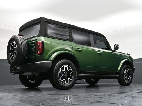 Used 2024 Ford Bronco Outer Banks image 33