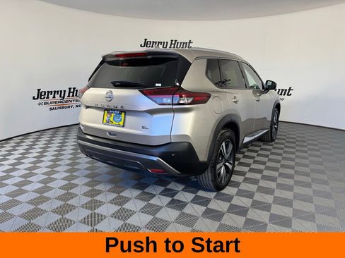 Used 2023 Nissan Rogue SL image 7