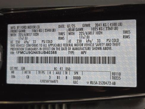 Used 2025 Ford Escape Active AWD/4WD image 29