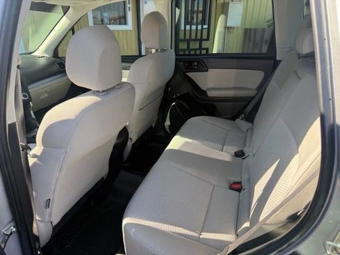 Used 2016 Subaru Forester 2.5i Premium w/ All-Weather Package image 10
