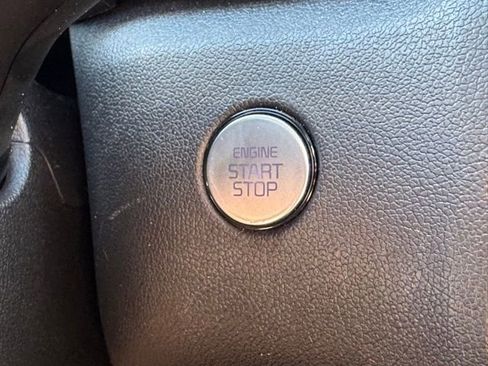 Certified 2023 Kia Sorento SX AWD/4WD image 23