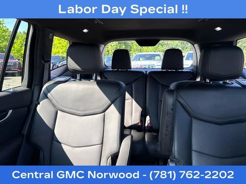 Used 2024 Cadillac XT6 Premium Luxury AWD/4WD image 22