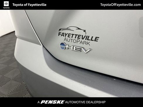 Used 2025 Toyota Camry LE image 10