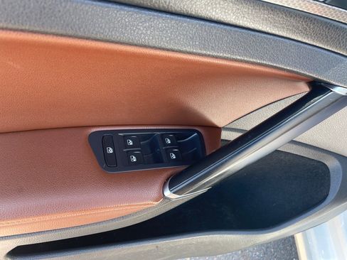 Used 2017 Volkswagen Golf Alltrack SE image 11