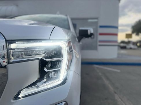 Used 2021 GMC Sierra 1500 Denali w/ Denali Ultimate Package image 11