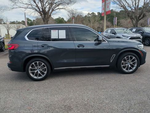 Used 2019 BMW X5 xDrive40i w/ Premium Package 2 image 4