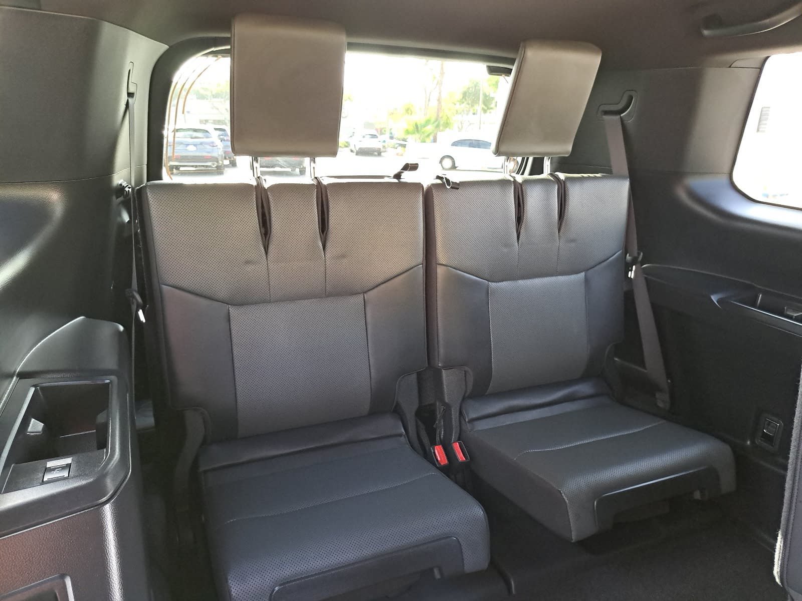 Used 2026 Lexus GX 550 w/ Accessory Package (2T) AWD/4WD image 12