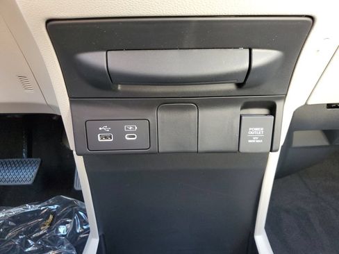 New 2026 Honda Odyssey EX-L image 24