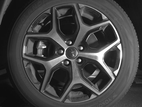 Used 2025 Jeep Compass Limited image 12