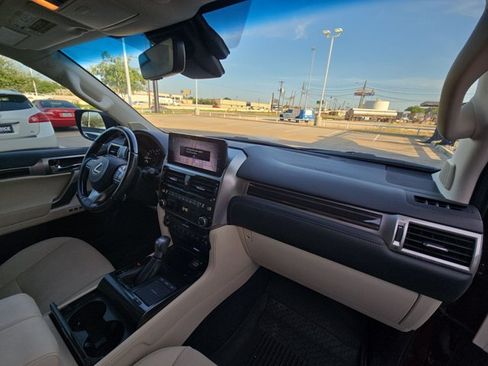 Used 2022 Lexus GX 460 Premium w/ Premium Package AWD/4WD image 23