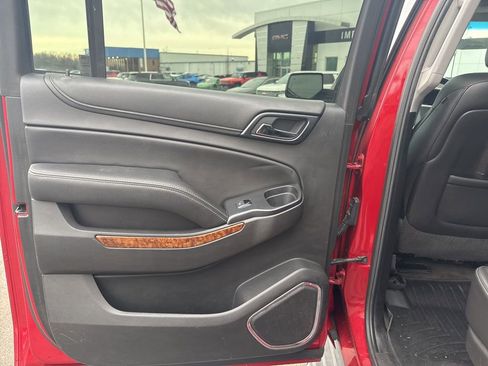 Used 2015 Chevrolet Suburban LTZ image 35