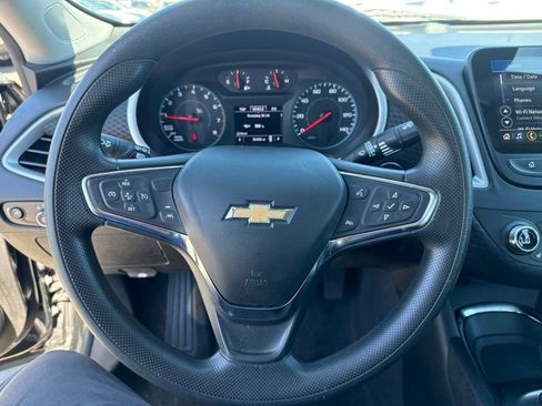 Used 2023 Chevrolet Malibu LT FWD image 13