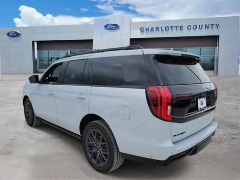 Used 2025 Ford Expedition Platinum w/ Stealth Performance Package image 3