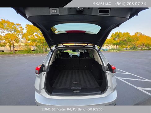 Used 2024 Nissan Rogue SV AWD/4WD image 10