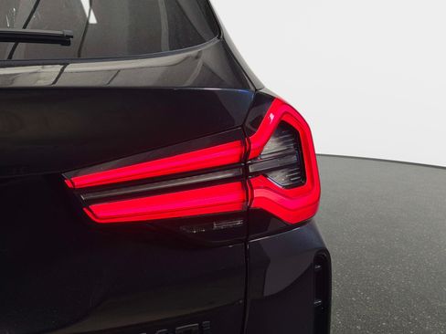 Used 2023 BMW X3 M40i AWD/4WD image 8