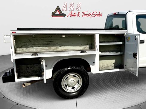 Used 2017 Ford F250 XL image 17