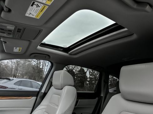 Used 2019 Honda CR-V Touring image 15