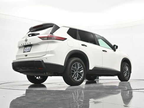 Certified 2024 Nissan Rogue S FWD image 40
