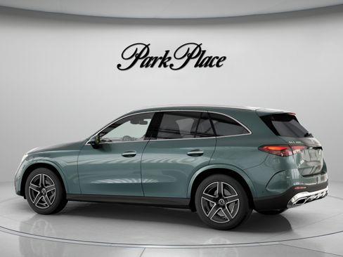 Certified 2026 Mercedes-Benz GLC 300 image 11