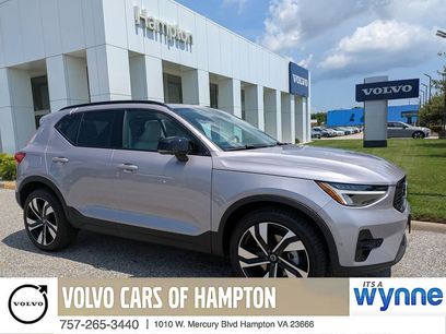 New 2026 Volvo XC40 B5 Plus w/ Climate Package