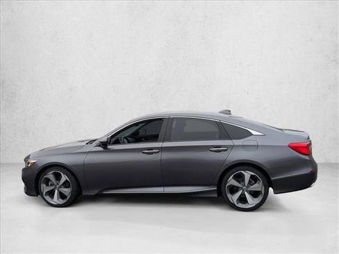 Used 2018 Honda Accord Touring image 7