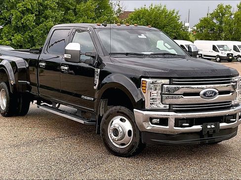 Certified 2019 Ford F350 Lariat w/ Chrome Package AWD/4WD image 1