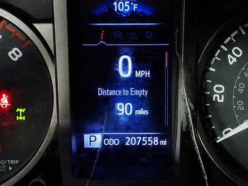 Used 2020 Toyota Tacoma TRD Sport AWD/4WD image 18