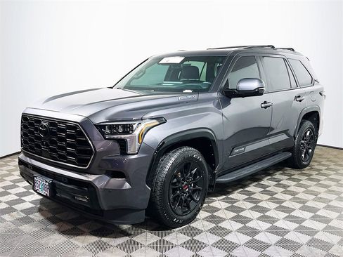 Certified 2024 Toyota Sequoia Platinum image 4