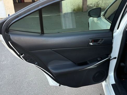 Used 2014 Lexus IS 250 w/ Premium Package image 12