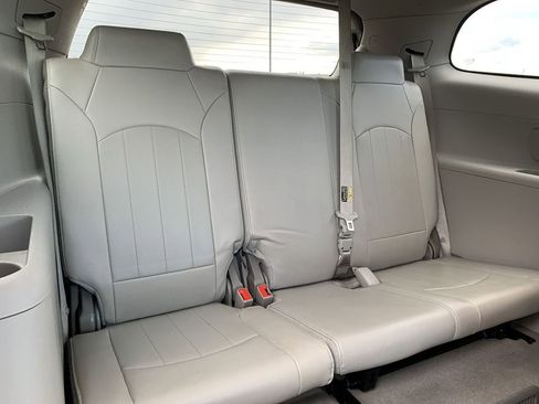 Used 2017 Buick Enclave Premium w/ Experience Buick Package image 31