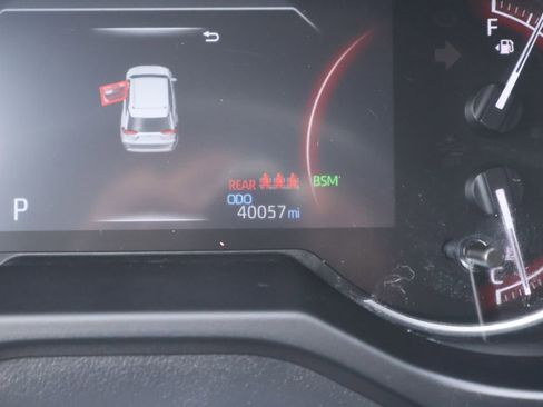 Used 2023 Toyota RAV4 XLE Premium AWD/4WD image 42