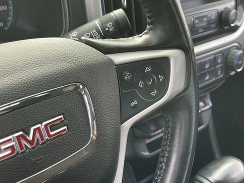 Used 2017 GMC Canyon SLE image 22