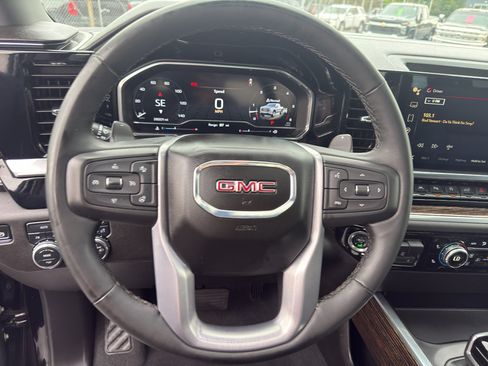 Used 2024 GMC Sierra 1500 Elevation w/ Elevation Premium Package AWD/4WD image 19