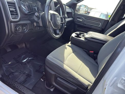 Used 2022 RAM 3500 Big Horn image 13