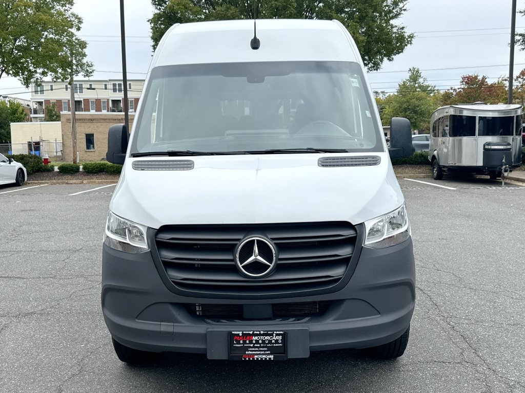 Used 2024 Mercedes-Benz Sprinter 2500 image 2